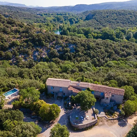 Сasa de vacaciones Ideal Famille Et Groupe Mas Dans Les Cevennes Piscine Plages Privees Cadre Exceptionnel Convivialite Calme Vignoble Parking Gratuit Borne Electrique Animaux Acceptes - Wifi